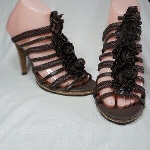 Miss Sixty sz 38M 'AMERY' Brown Strappy Braided Floral T-Strap Sandal Heel